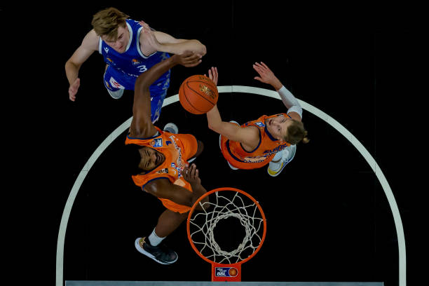 足球圈的热 足球圈的热